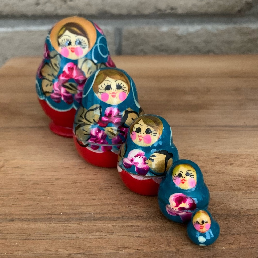 Russian Nesting Dolls set of 5